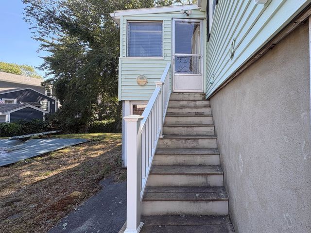48 Home Street, Peabody, MA 01960
