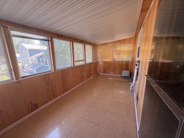 48 Home Street, Peabody, MA 01960
