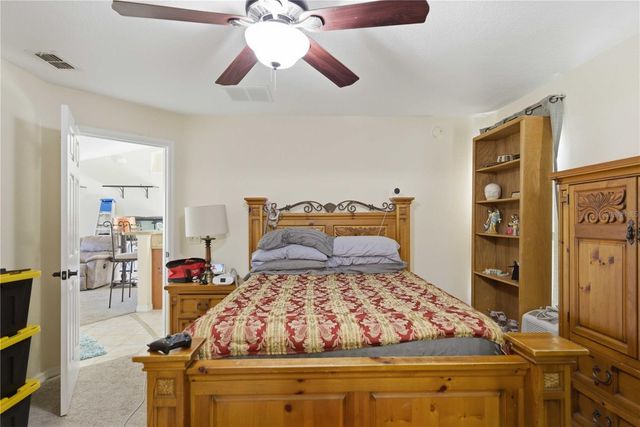 133 JUNIPER LOOP CIRCLE, Ocala, FL 34480