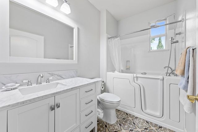 2741 Club Drive, Gilroy, CA 95020