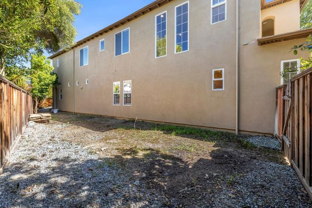 2741 Club Drive, Gilroy, CA 95020