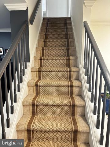 107 THOREAU DR, Plainsboro, NJ 08536