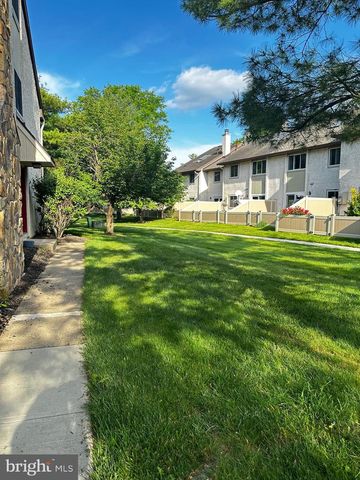 107 THOREAU DR, Plainsboro, NJ 08536