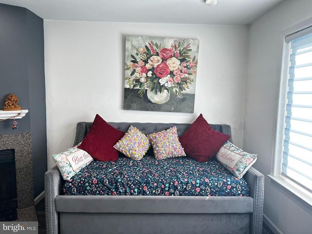 107 THOREAU DR, Plainsboro, NJ 08536