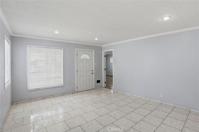 5623 Lemon Avenue, Long Beach, CA 90805