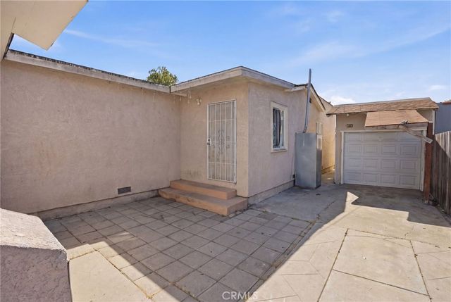 5623 Lemon Avenue, Long Beach, CA 90805