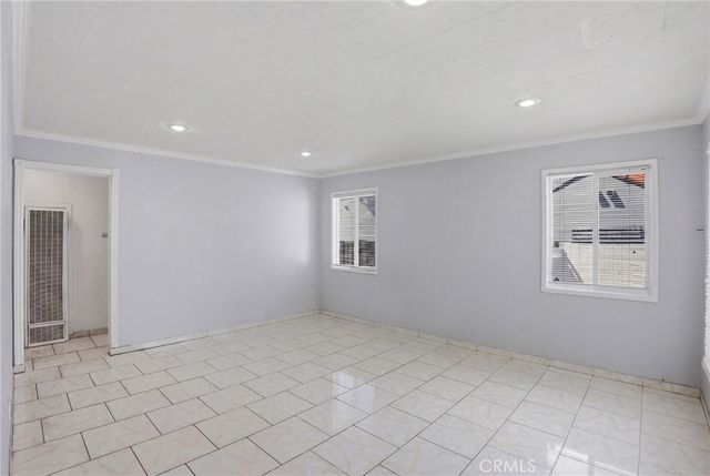 5623 Lemon Avenue, Long Beach, CA 90805