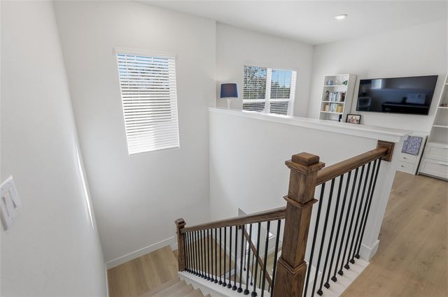 441 42ND AVENUE NE, St Petersburg, FL 33703