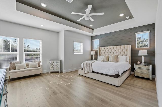 441 42ND AVENUE NE, St Petersburg, FL 33703