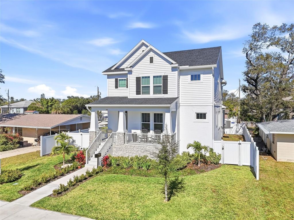 441 42ND AVENUE NE, St Petersburg, FL 33703