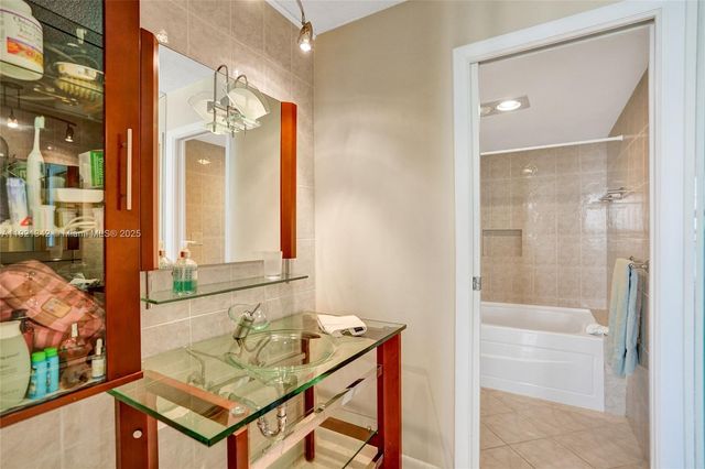 510 N Ocean Blvd 308, Pompano Beach, FL 33062