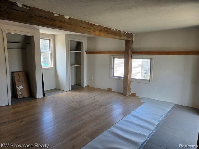 6354 Bennett Lake Road, Fenton, MI 48430