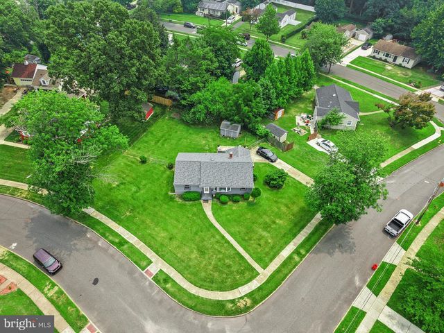 12 BUCKNELL AVE, Stratford, NJ 08084