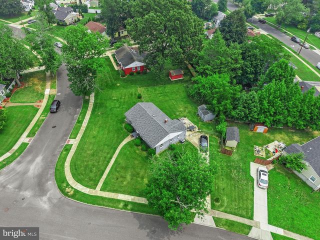 12 BUCKNELL AVE, Stratford, NJ 08084