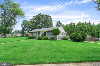 12 BUCKNELL AVE, Stratford, NJ 08084
