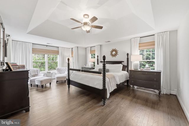 1527 N RANDOLPH ST, Arlington, VA 22207