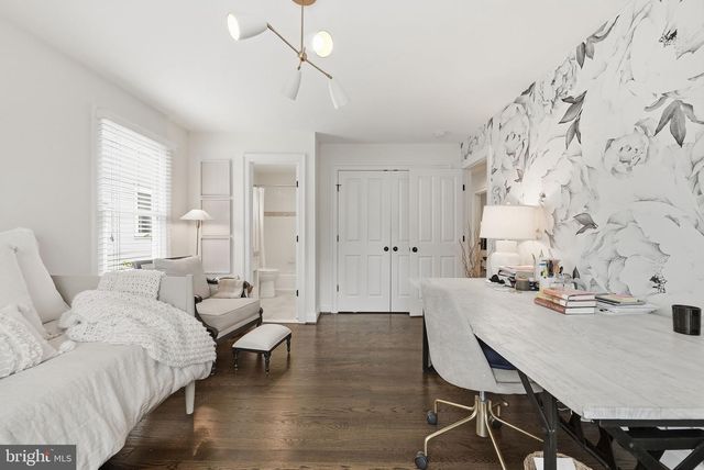 1527 N RANDOLPH ST, Arlington, VA 22207