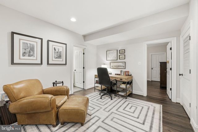 1527 N RANDOLPH ST, Arlington, VA 22207