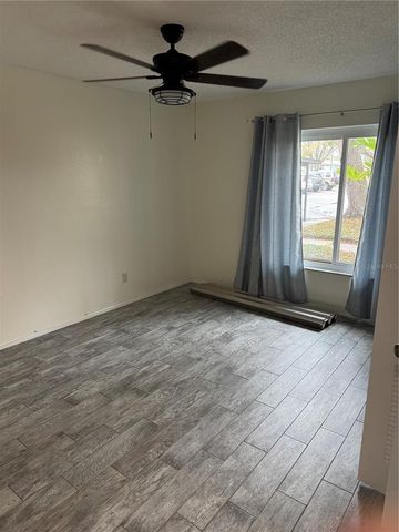 829 3RD AVENUE SW 2, Largo, FL 33770