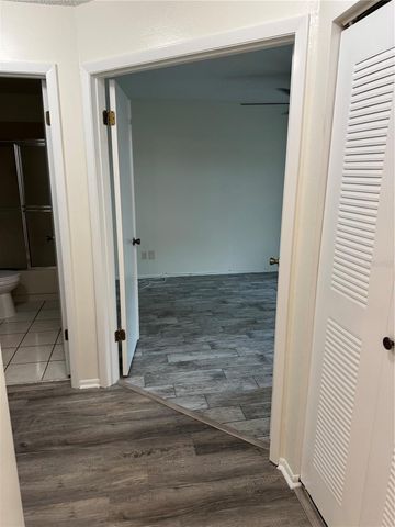 829 3RD AVENUE SW 2, Largo, FL 33770