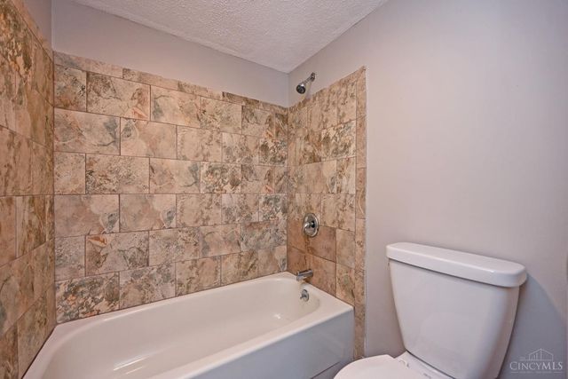 382 Walnut Lane, Mason, OH 45040