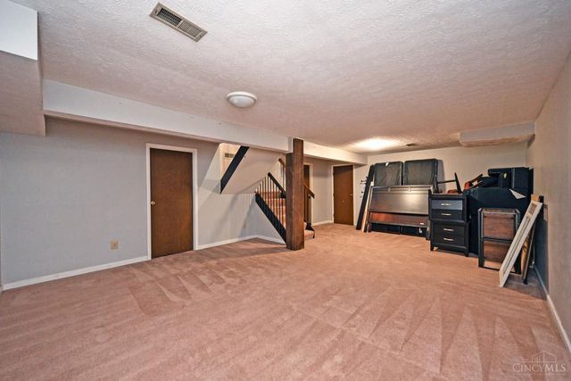 382 Walnut Lane, Mason, OH 45040