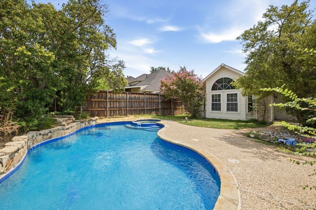 1517 Palisades Drive, Carrollton, TX 75007