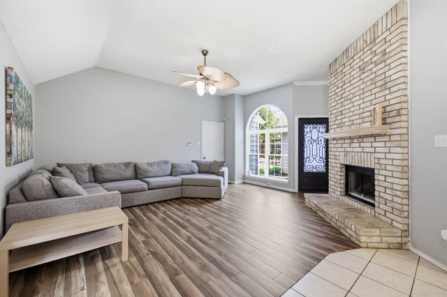 1517 Palisades Drive, Carrollton, TX 75007