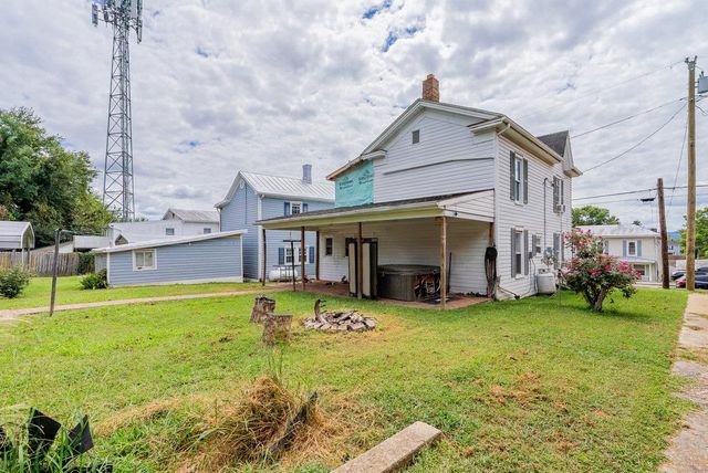 314 THIRD ST, Shenandoah, VA 22849