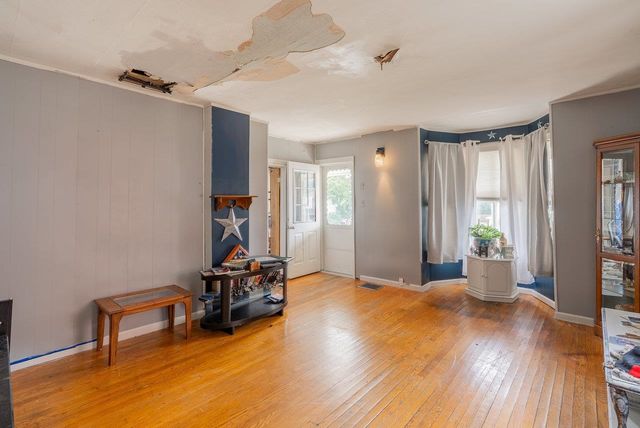 314 THIRD ST, Shenandoah, VA 22849