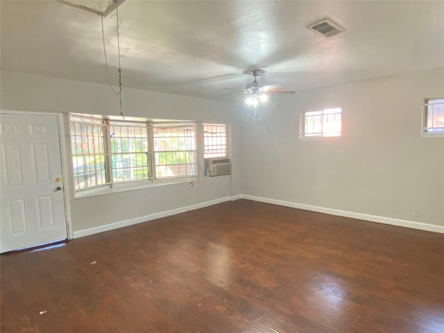 6602 Ariel Street, Houston, TX 77074