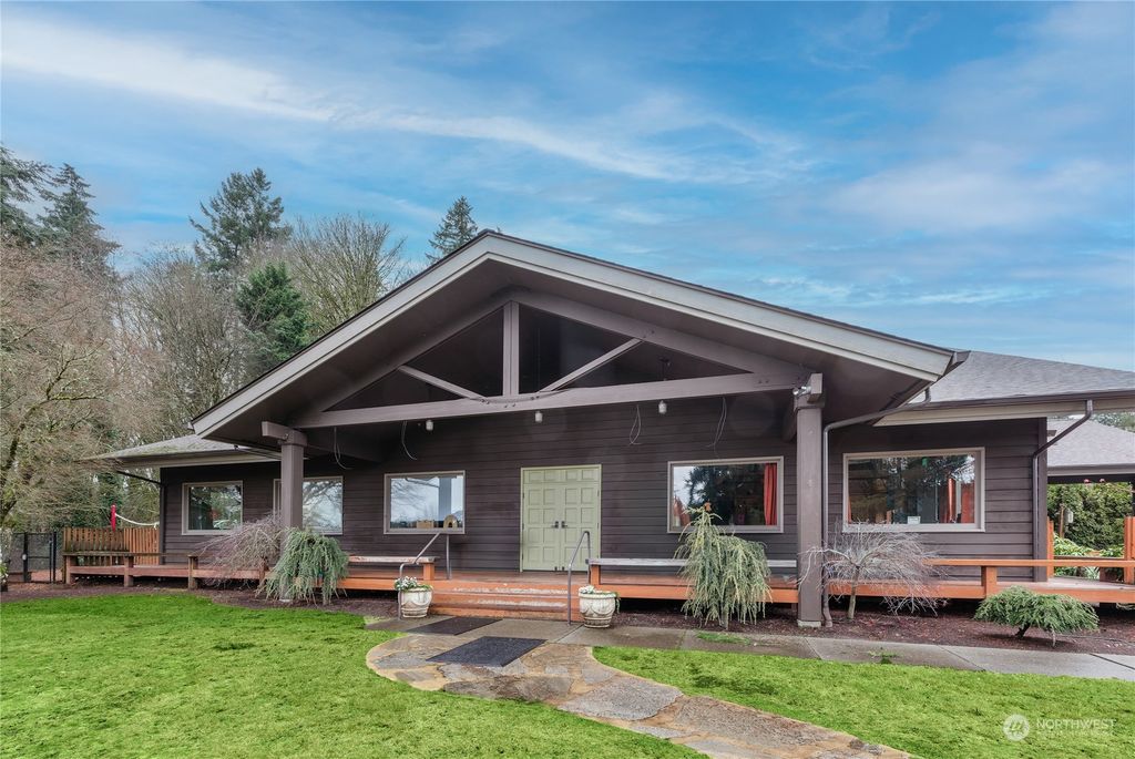4315 Tumwater Valley Drive SE, Tumwater, WA 98501
