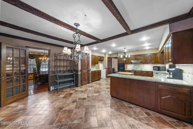 402 Main Street, Manalapan, NJ 07726