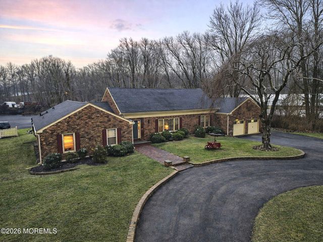 402 Main Street, Manalapan, NJ 07726