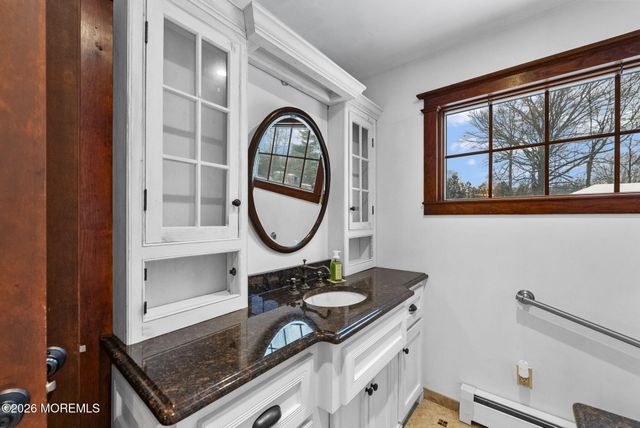 402 Main Street, Manalapan, NJ 07726