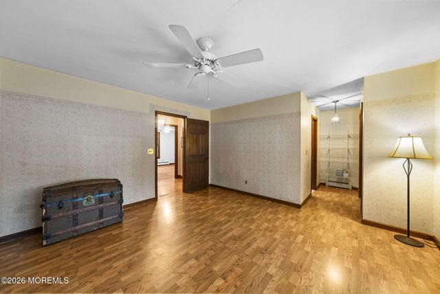 402 Main Street, Manalapan, NJ 07726