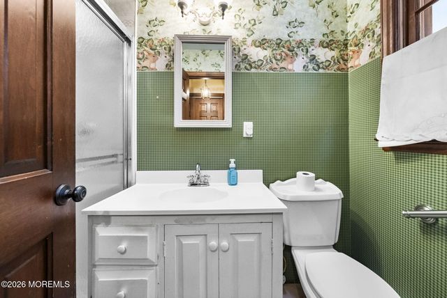 402 Main Street, Manalapan, NJ 07726