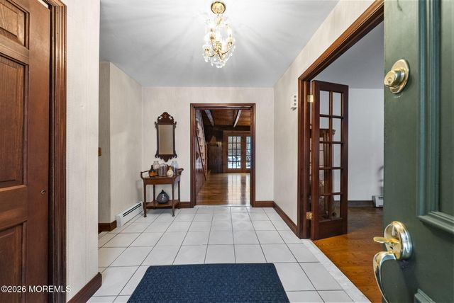 402 Main Street, Manalapan, NJ 07726