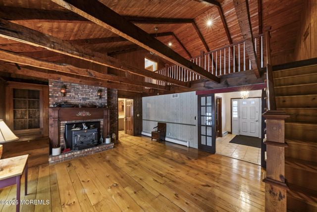 402 Main Street, Manalapan, NJ 07726