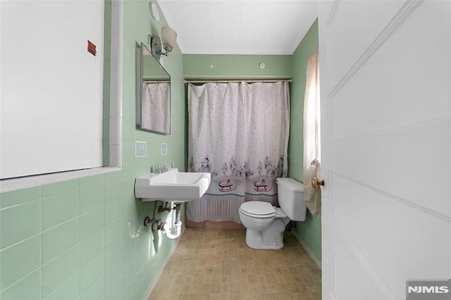 171 Madeline Avenue, Clifton, NJ 07011