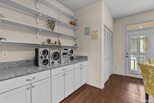 236 Duck Mill Circle, Cary, NC 27519