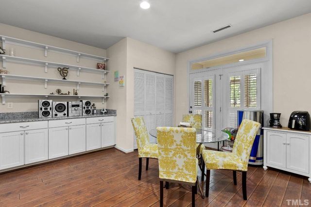 236 Duck Mill Circle, Cary, NC 27519