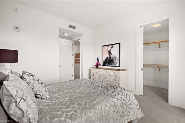 1130 3rd AVE S # 309, Naples, FL 34102