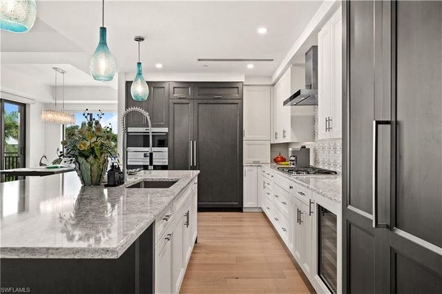 1130 3rd AVE S # 309, Naples, FL 34102