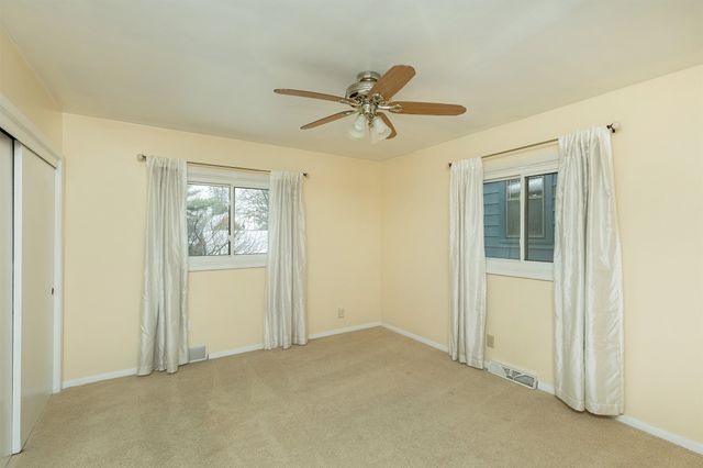 6428 Elmcrest Drive, Windsor Heights, IA 50324