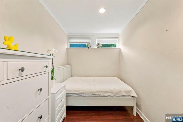 387 Spring Valley Road, Paramus, NJ 07652