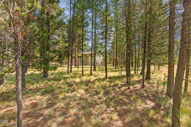 52635 Howard Lane, La Pine, OR 97739