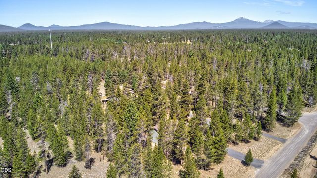52635 Howard Lane, La Pine, OR 97739