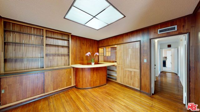 525 N Rexford Drive, Beverly Hills, CA 90210