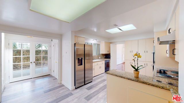 525 N Rexford Drive, Beverly Hills, CA 90210